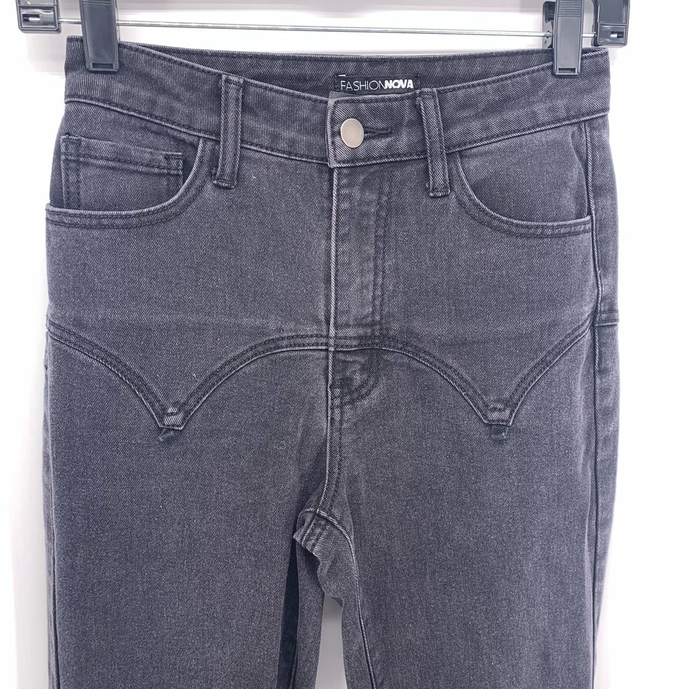 Fashion Nova Black High-Rise  Straight Jeans Womens Size 3 - Picture 3 of 8